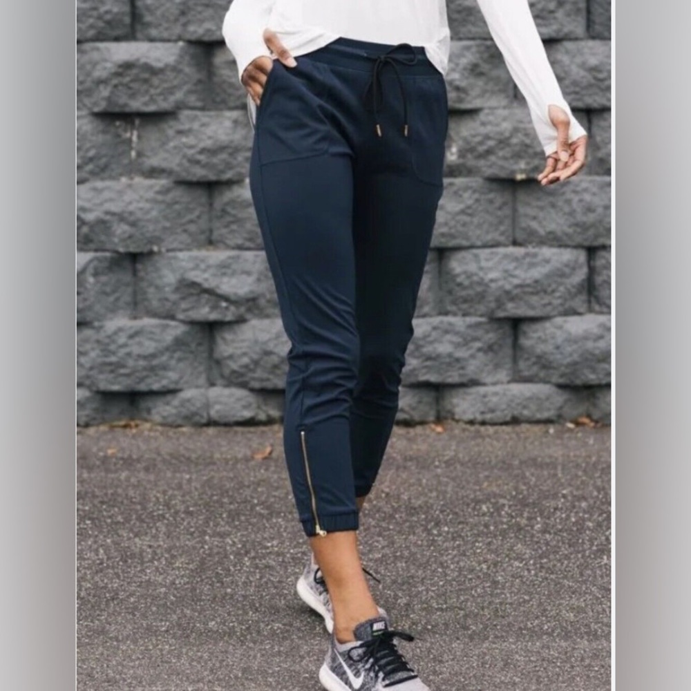 Zyia XL Navy Peak Zipper Joggers